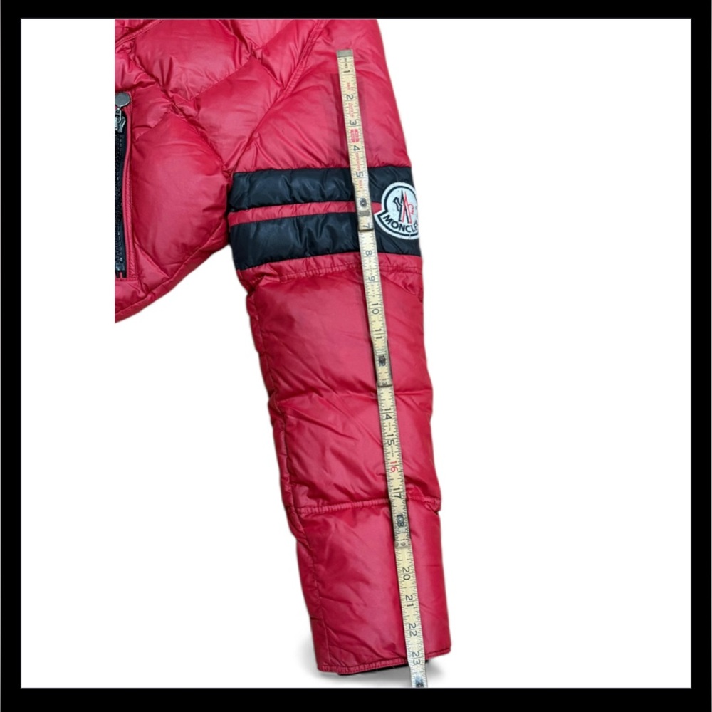 Moncler Authentic Women Red Down zipper Jacket Excellent conditions. - Picture 10 of 12